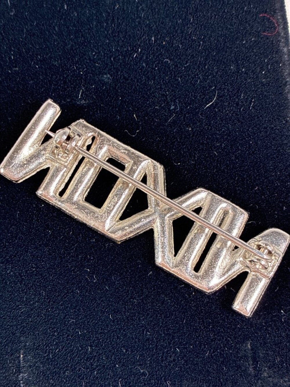 Vintage 1960s Nixon Rhinestone Political Campaign Pin - Picture 3 of 8